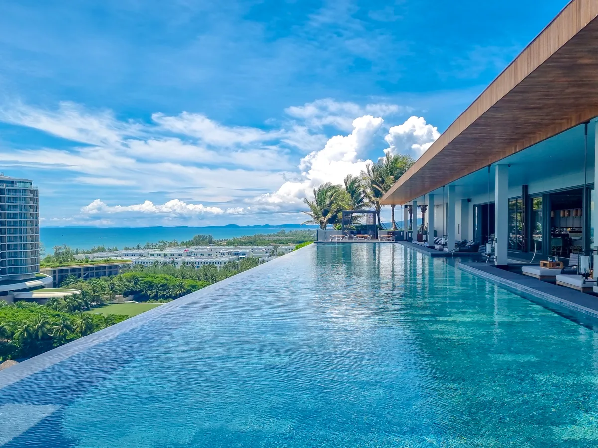 Fu Bar's rooftop infinity pool overlooking the resort and ocean at Regent Phu Quoc