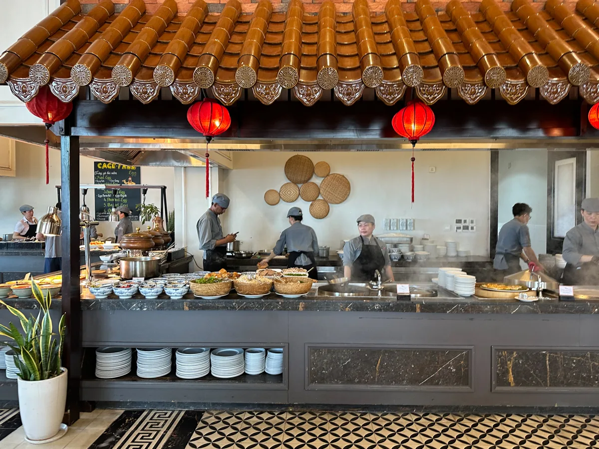 Open show kitchen with red lanterns at Daily Social restaurant, Sheraton Phu Quoc